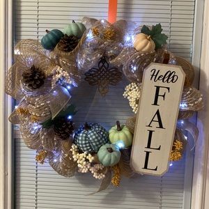 NEW HANDMADE HELLO FALL AUTUMN THANKSGIVING HALLOWEEN PUMPKIN WREATH WITH LIGHTS